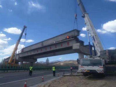 橋(qiao)樑建(jian)設(she)